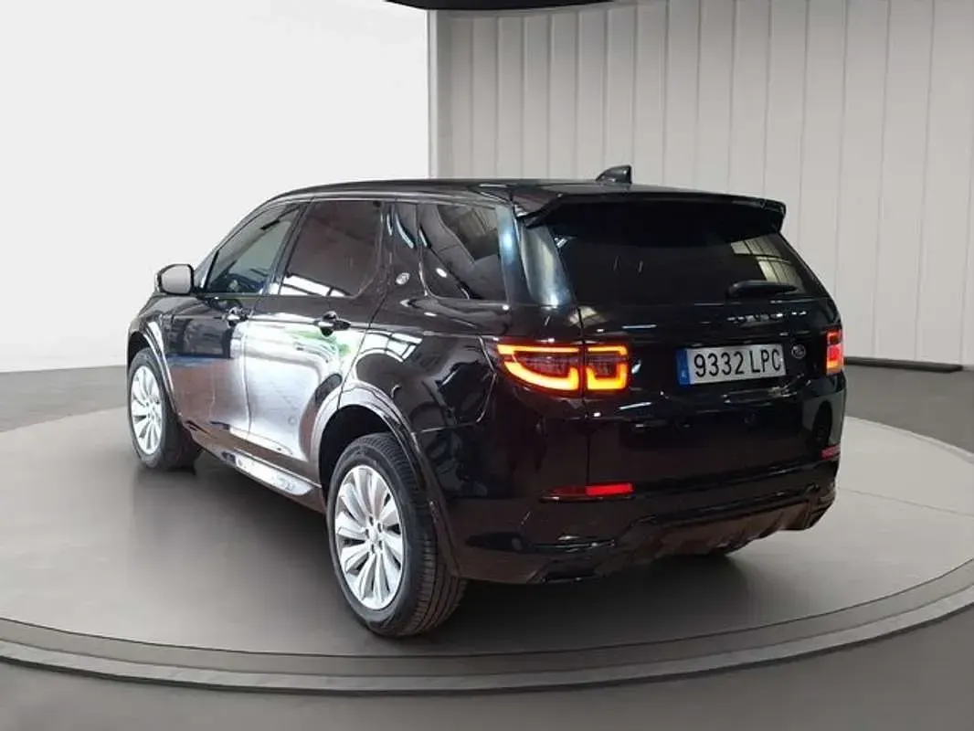 Usado Land Rover Discovery Sport R-Dynamic 163 CV (119 kW) 2021 Negro SUV