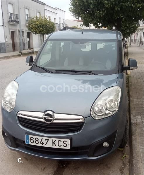 Usado Opel Combo Expression 90 CV (66 kW) 2016 Azul Monovolumen