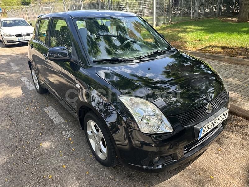 Negro Usado 2007 Suzuki Swift GL Berlina | 3800 € (Precio justo) - Imagen 1/4