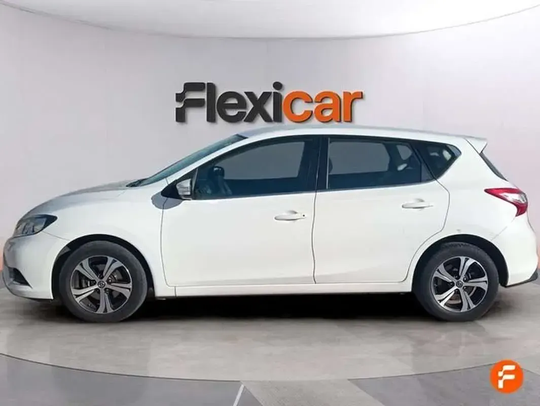 Usado Nissan Pulsar N-Connecta 110 CV (80 kW) 2017 Blanco Utilitario
