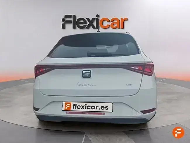 Usado Seat Leon XCELLENCE 204 CV (150 kW) 2021 Blanco