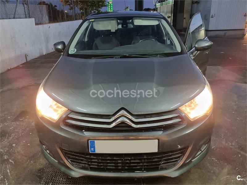 Usado Citroën C4 112 CV (82 kW) 2012 Gris / plata Berlina