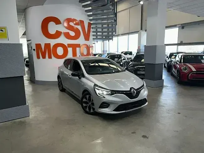 Usado Renault Clio Evolution 101 CV (74 kW) 2023 Plata Utilitario