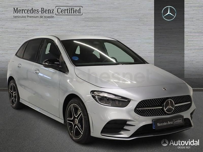 Usado Mercedes B250e 218 CV (160 kW) 2025 Plata hightech Monovolumen