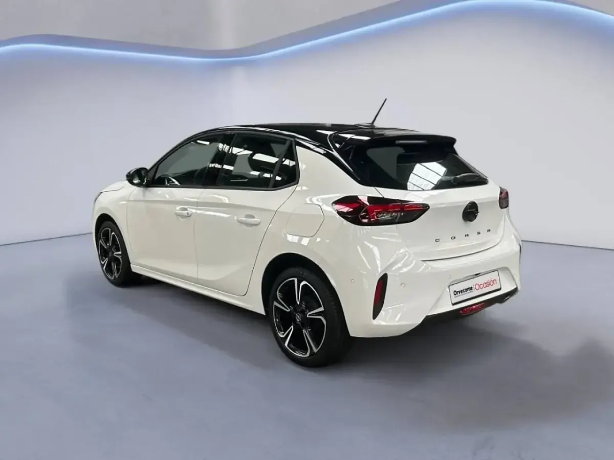Usado Opel Corsa 100 CV (73 kW) 2024 Blanco Utilitario