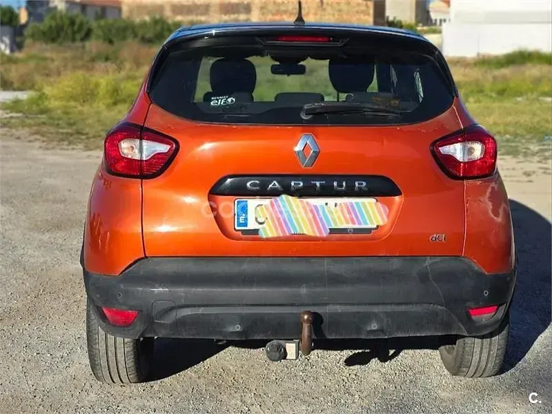 Usado Renault Captur Zen 90 CV (66 kW) 2013 Naranja SUV