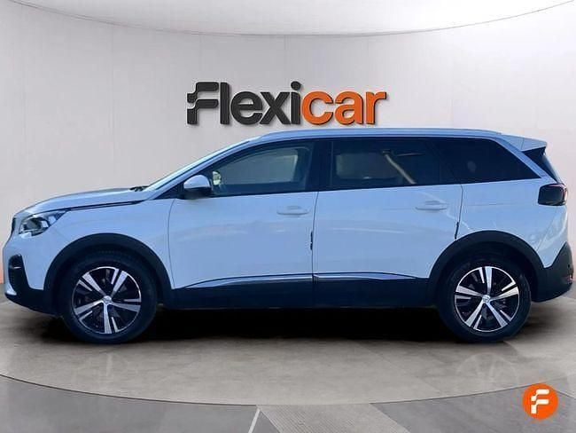 Usado Peugeot 5008 Allure 130 CV (95 kW) 2020 Blanco SUV