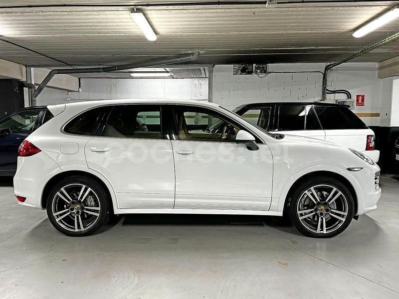 Usado Porsche Cayenne Platinum Edition 245 CV (180 kW) 2014 Blanco SUV