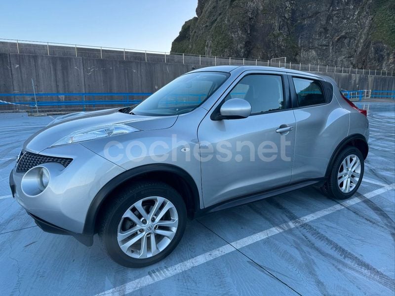 Usado Nissan Juke Acenta 110 CV (80 kW) 2013 Gris / plata SUV