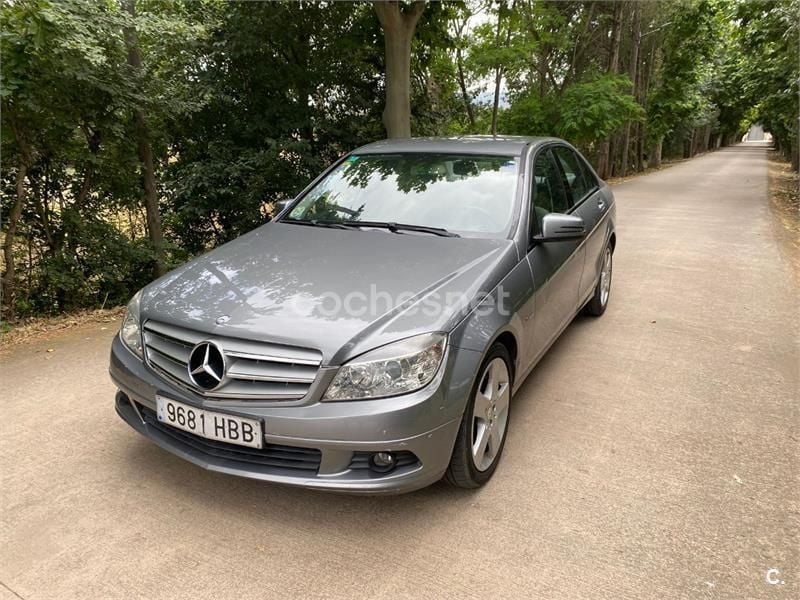 Gris / plata Usado 2011 Mercedes C200 Elegance Berlina | 7800 € (Super precio) - Imagen 1/4