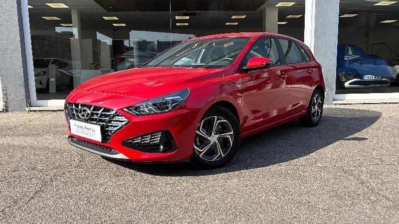 Rojo Nuevo 2025 Hyundai i30 | 18.990 € (Precio justo) - Imagen 1/4