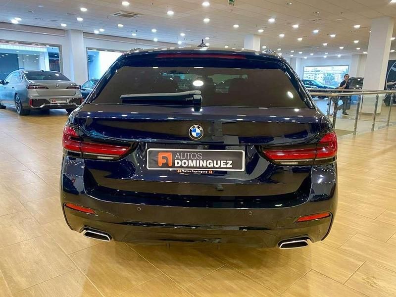 Usado BMW 520 190 CV (139 kW) 2023 Negro Familiar