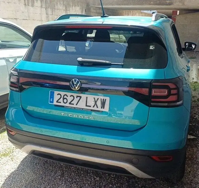 Usado VW T-Cross Advance 95 CV (69 kW) 2022 Verde SUV