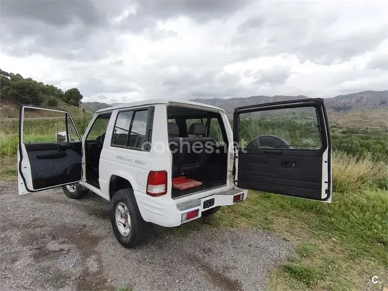 Usado Galloper Exceed 105 CV (77 kW) 1999 Blanco SUV