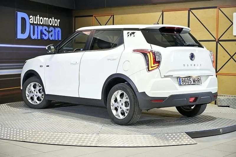 Usado SsangYong Tivoli 128 CV (94 kW) 2023 Blanco SUV