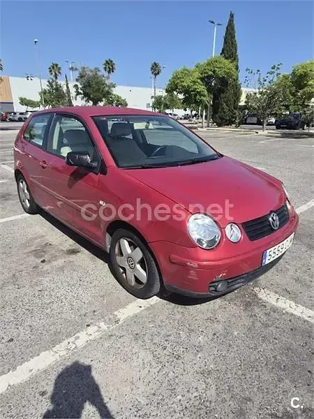 Usado VW Polo Trendline 75 CV (55 kW) 2003 Granate Berlina