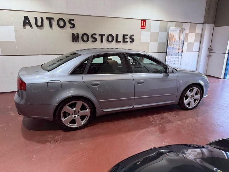Usado Audi A4 170 CV (125 kW) 2006 Gris / plata Berlina