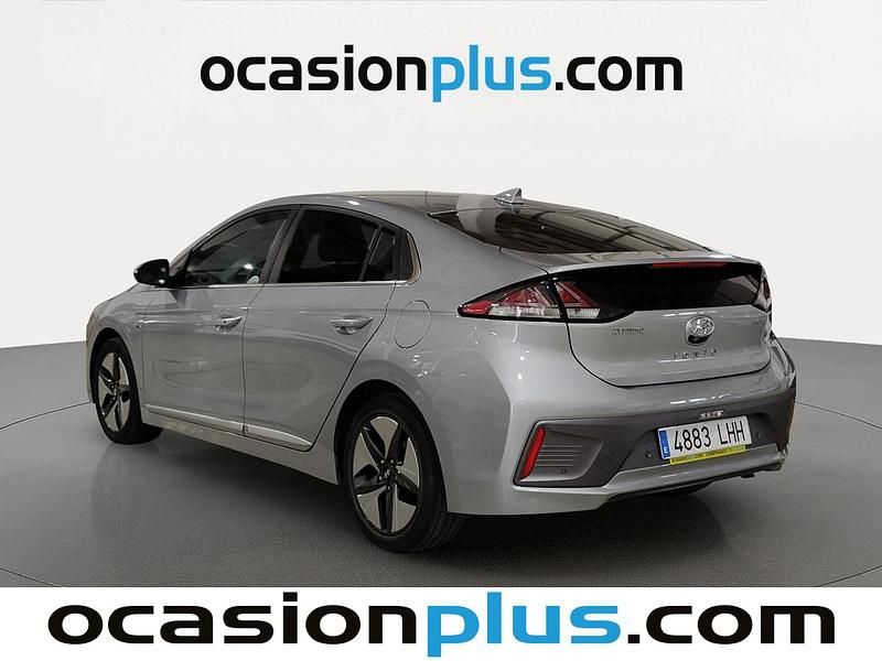 Usado Hyundai Ioniq 141 CV (103 kW) 2020 Gris plata Utilitario