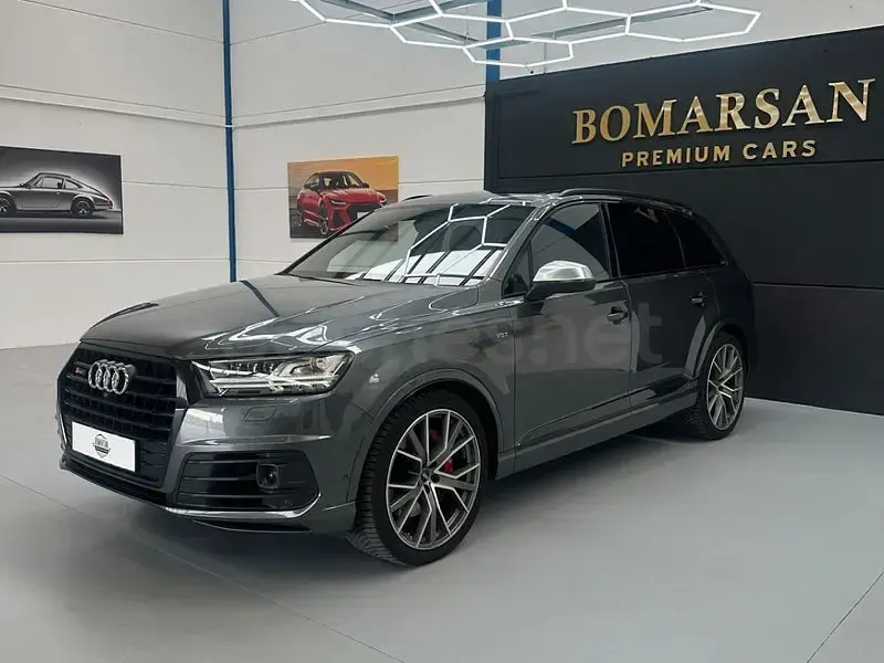 Usado Audi SQ7 435 CV (319 kW) 2018 Gris / plata SUV