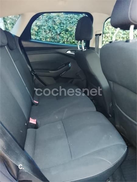 Usado Ford Focus Trend 125 CV (91 kW) 2018 Etiqueta cero (azul) Berlina