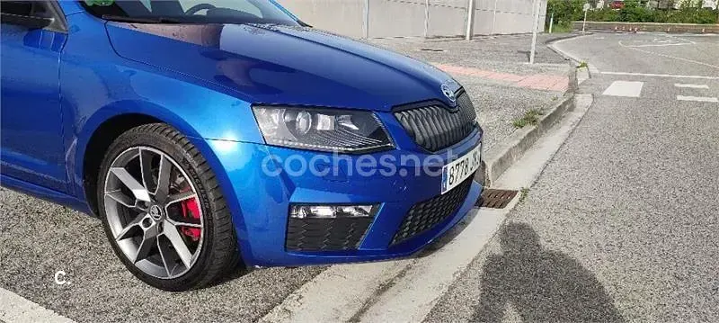 Begagnad Skoda Octavia RS 184 HK (135 kW) 2016 Blå Halvkombi