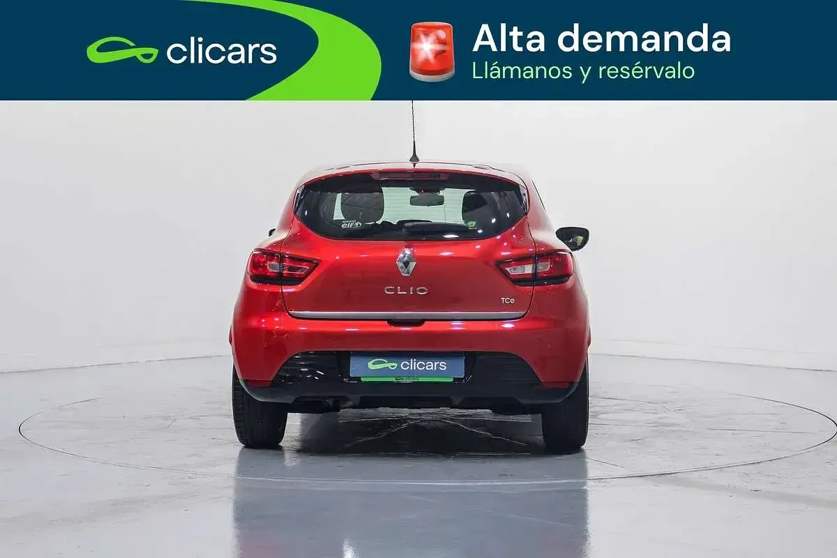 Usado Renault Clio IV 90 CV (66 kW) 2015 Rojo Utilitario