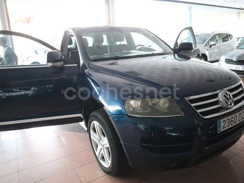 Usado VW Touareg 225 CV (165 kW) 2007 Azul SUV