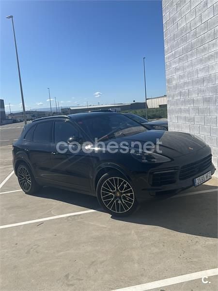 Negro Usado 2018 Porsche Cayenne S SUV | 47.990 € - Imagen 1/4