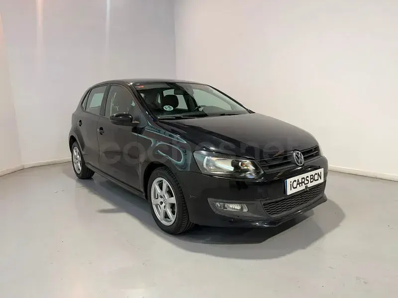Usado VW Polo Advance 75 CV (55 kW) 2011 Gris / plata Utilitario