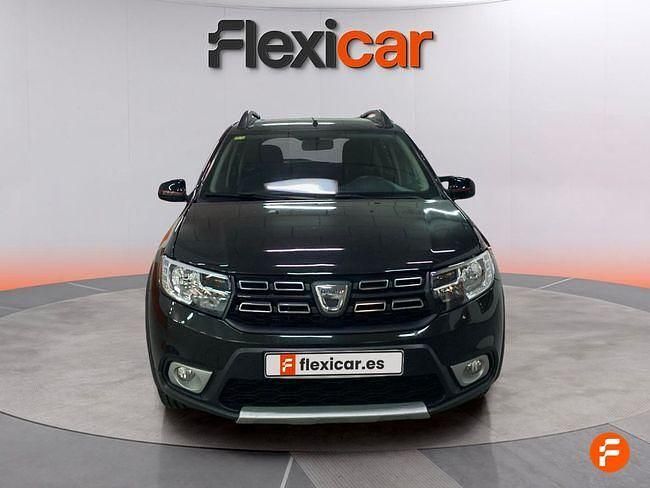 Usado Dacia Sandero Comfort 90 CV (66 kW) 2019 Negro Utilitario