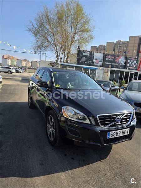 Usado Volvo XC60 Kinetic 136 CV (100 kW) 2011 Azul SUV