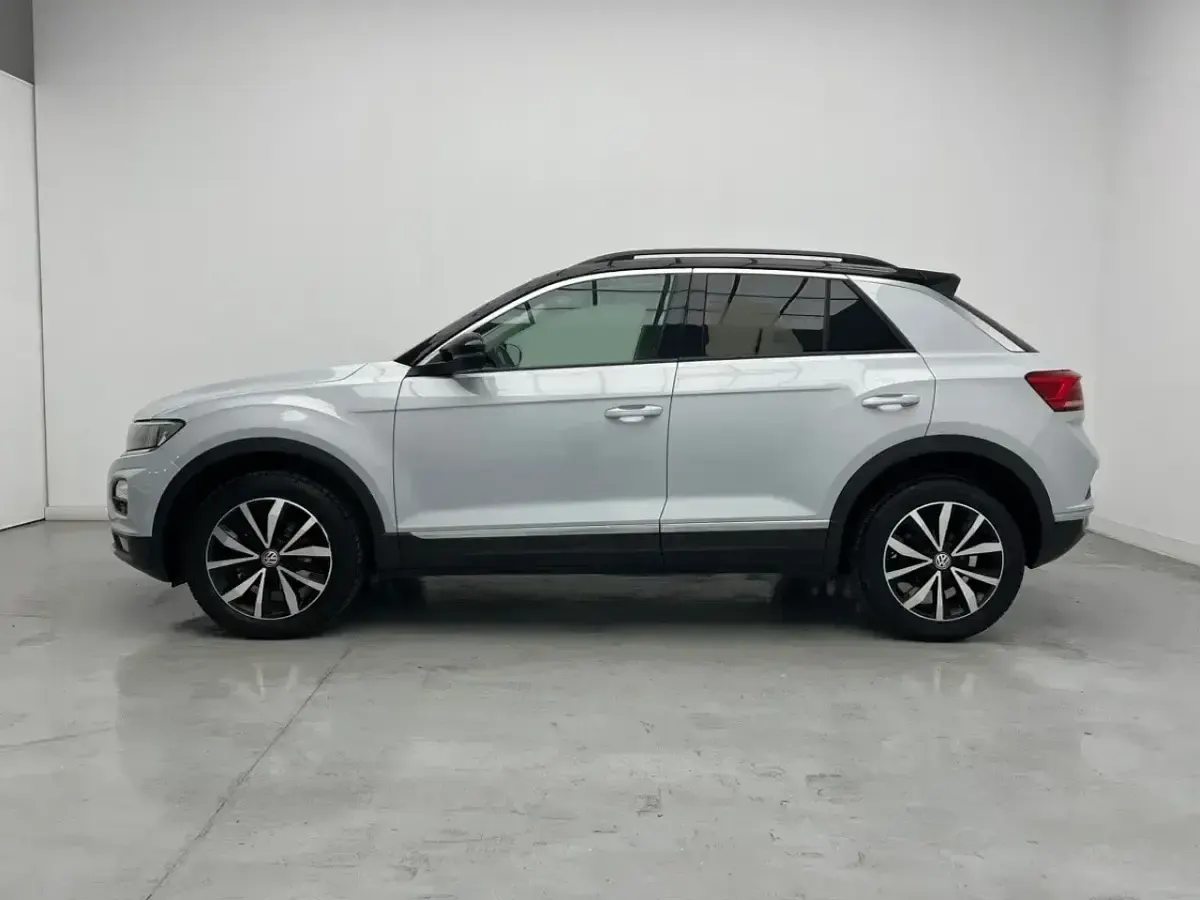 Usado VW T-Roc Advance 116 CV (85 kW) 2019 Blanco SUV