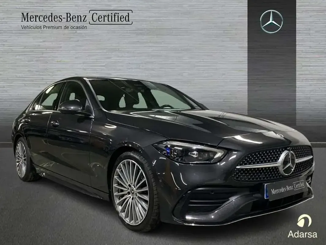 Usado Mercedes C200 AMG line 163 CV (119 kW) 2023 Berlina