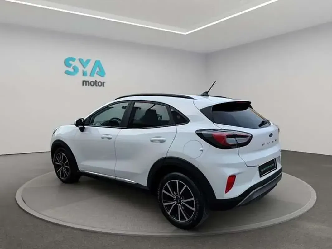 Usado Ford Puma Titanium 125 CV (91 kW) 2020 Blanco SUV