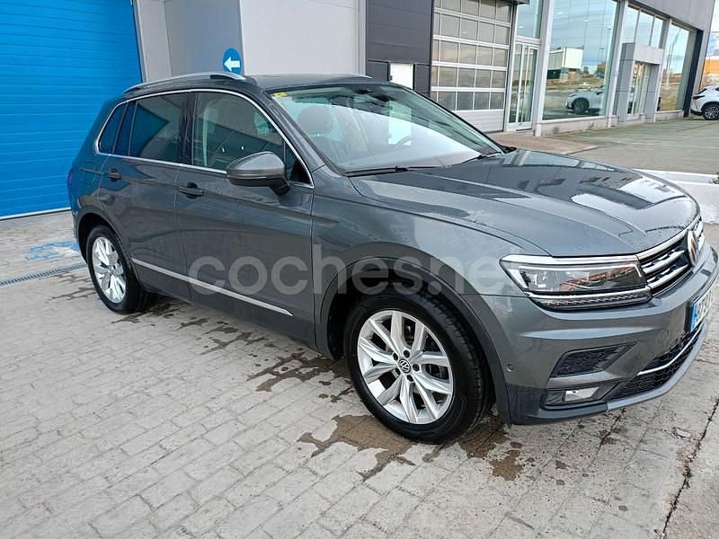 Gris / plata Usado 2020 VW Tiguan Sportline SUV | 29.900 € (Precio justo) - Imagen 1/4