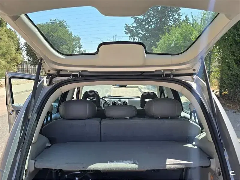 Usado Chrysler PT Cruiser Clasic 116 CV (85 kW) 2007 Gris / plata Monovolumen