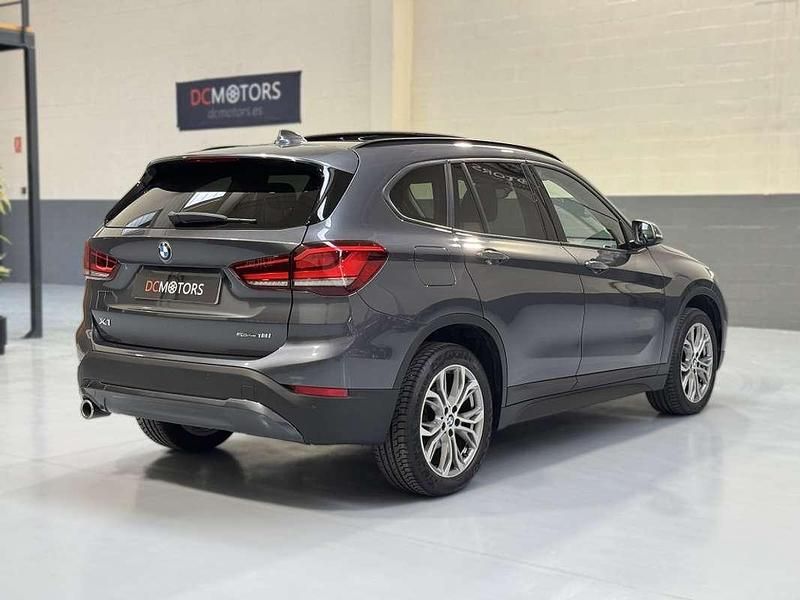 Usado BMW X1 Advantage 136 CV (100 kW) 2021 Gris SUV