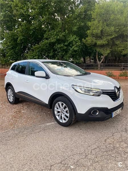 Usado Renault Kadjar Intens 130 CV (95 kW) 2015 Blanco SUV