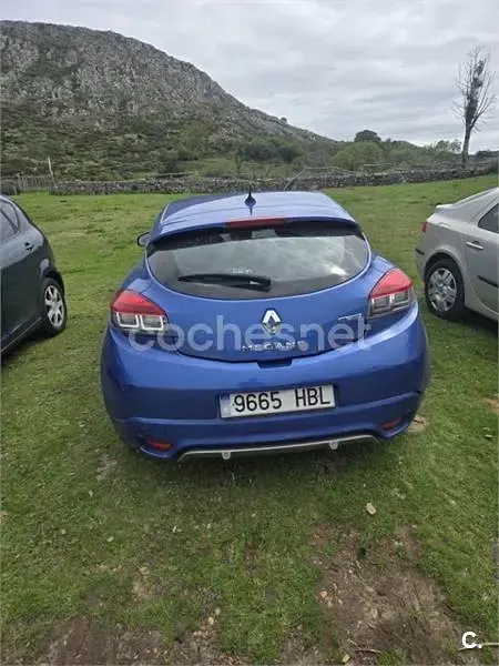 Usado Renault Mégane III GT 180 CV (132 kW) 2011 Azul Berlina