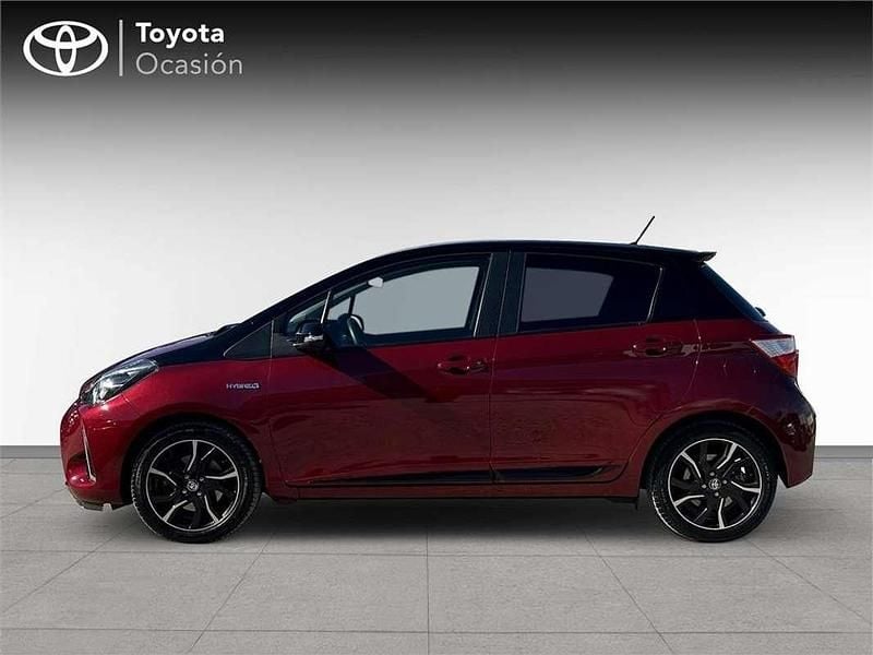 Usado Toyota Yaris Hybrid 101 CV (74 kW) 2018 Monovolumen