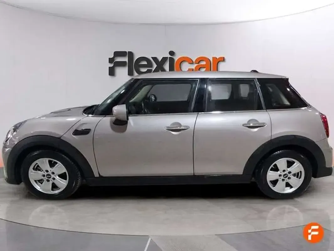 Usado Mini Cooper 136 CV (100 kW) 2021 Gris Utilitario