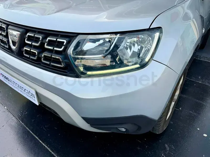 Usado Dacia Duster Prestige 130 CV (95 kW) 2018 Gris / plata SUV