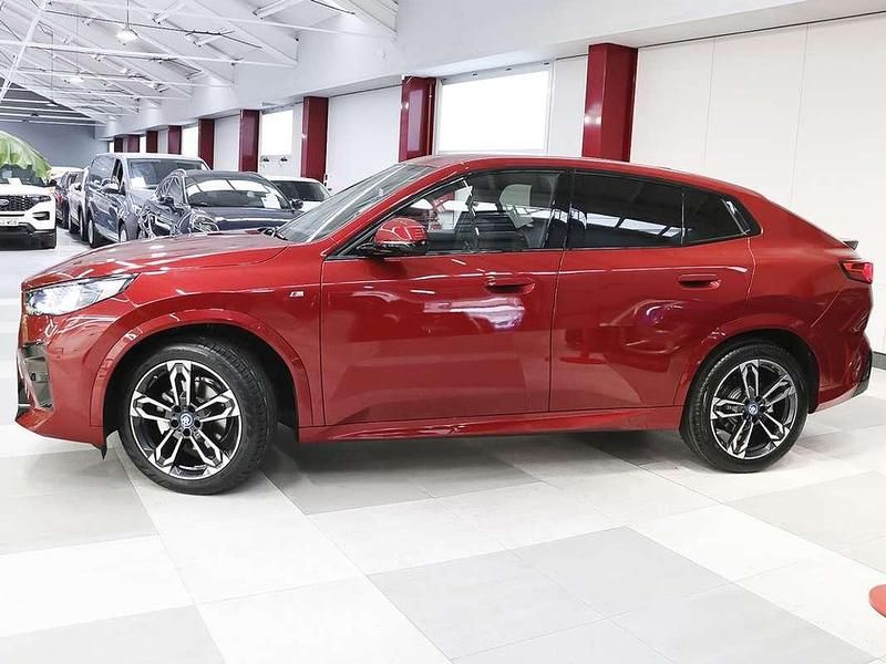 Usado BMW iX2 150 kW (204 CV) 2024 Rojo SUV