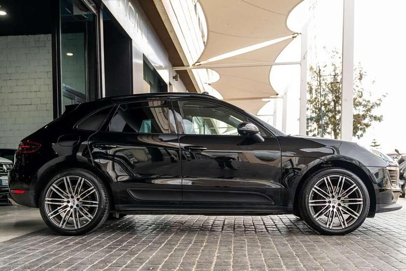 Usado Porsche Macan 252 CV (185 kW) 2018 Negro SUV