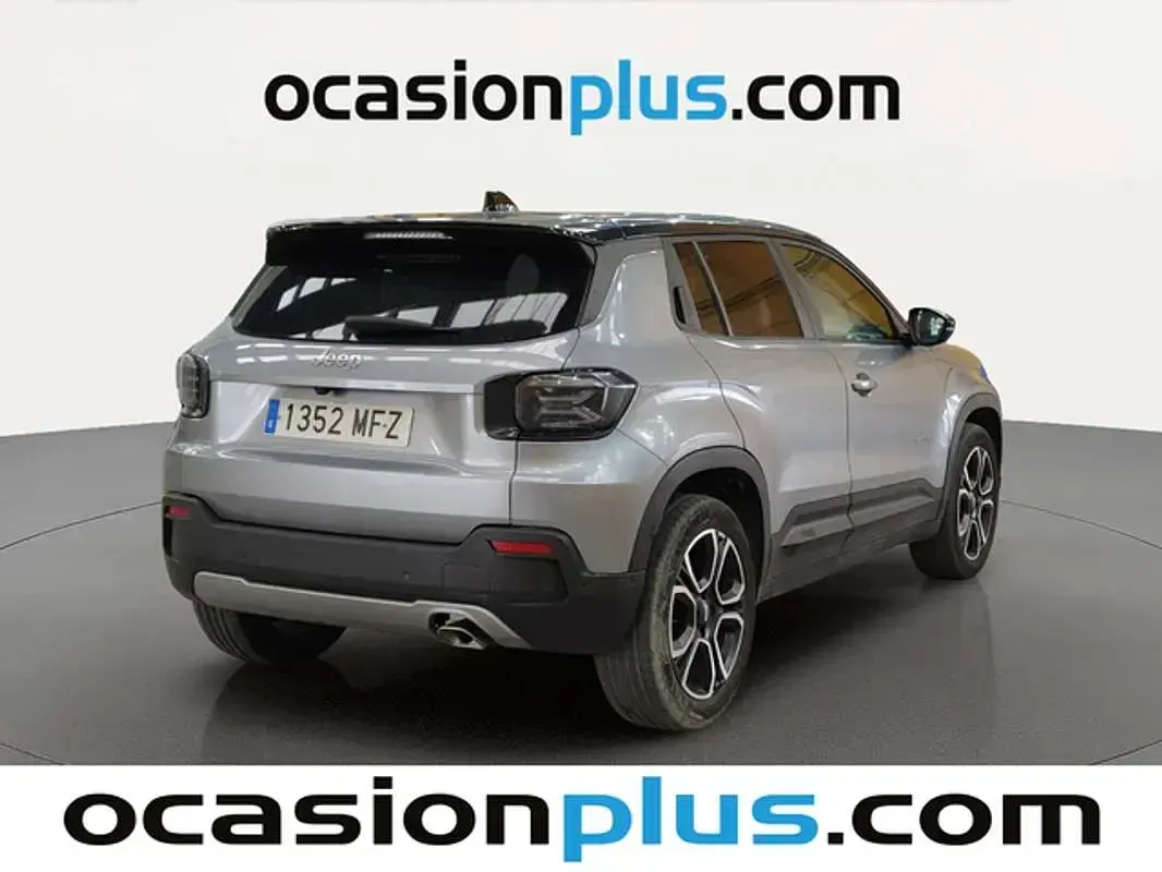 Usado Jeep Avenger Summit 101 CV (74 kW) 2023 Gris SUV