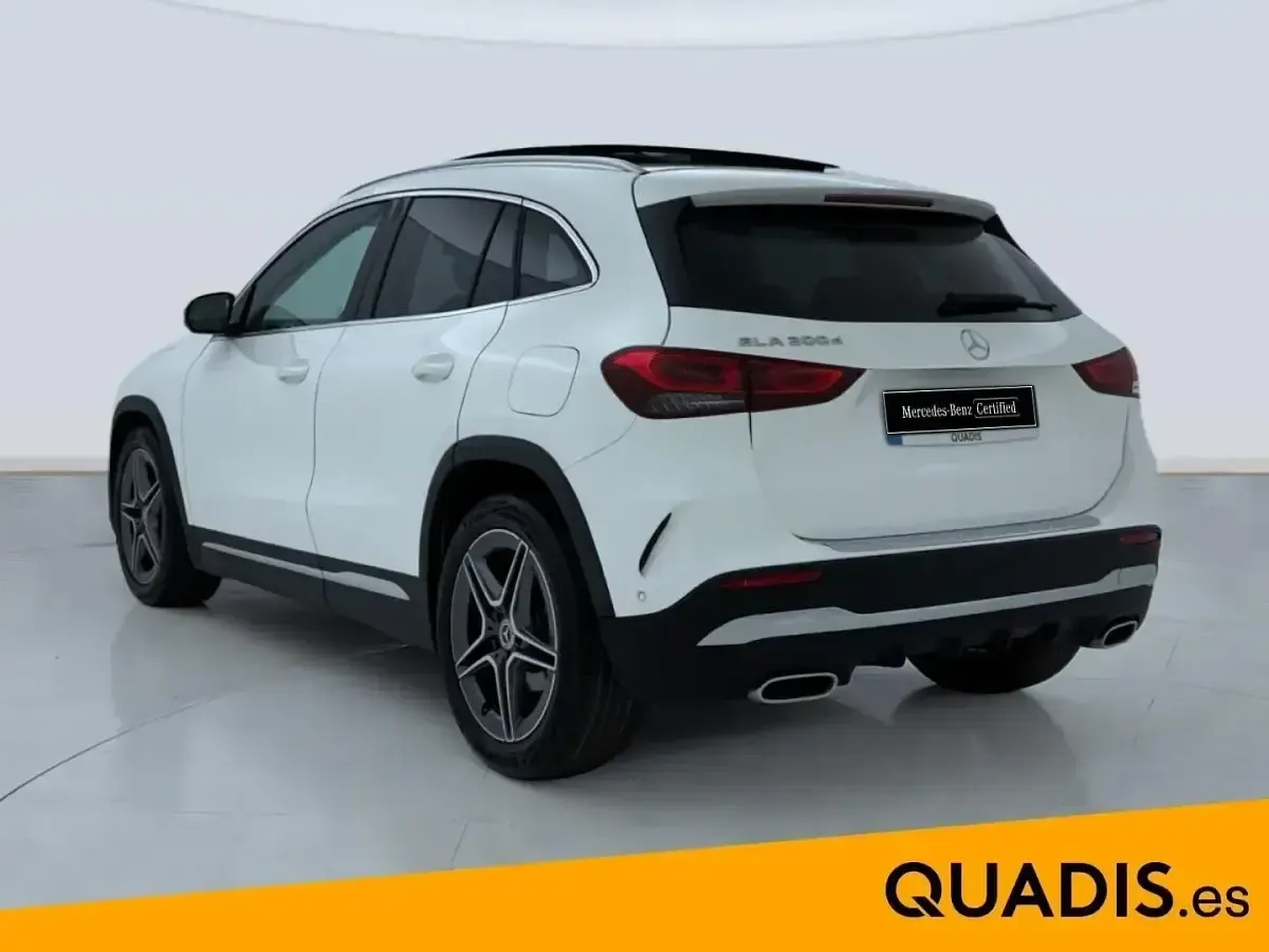 Usado Mercedes GLA200 150 CV (110 kW) 2022 Blanco SUV