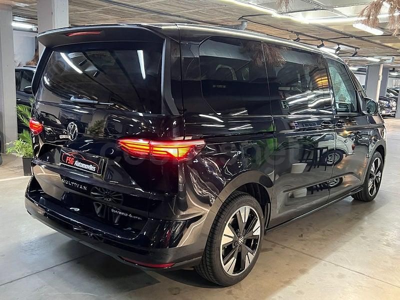 Usado VW Multivan Style 245 CV (180 kW) 2025 Negro Van