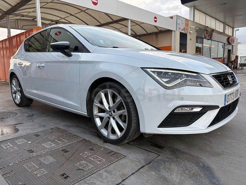 Usado Seat Leon FR 150 CV (110 kW) 2018 Blanco Berlina