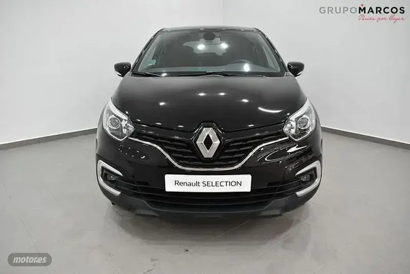 Usado Renault Captur LIMITED 90 CV (66 kW) 2019 Negro SUV