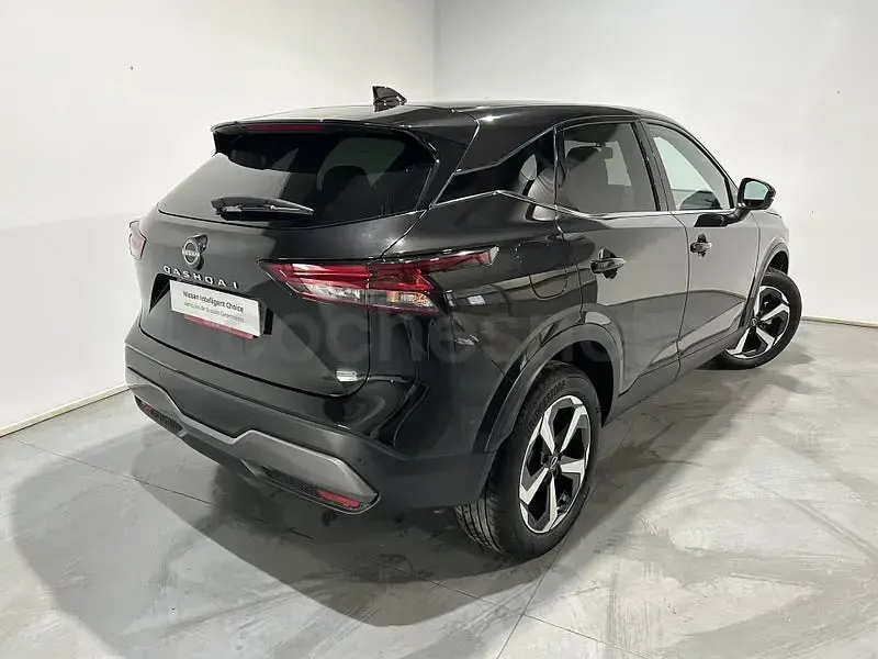 Usado Nissan Qashqai N-Connecta 140 CV (102 kW) 2024 Negro SUV